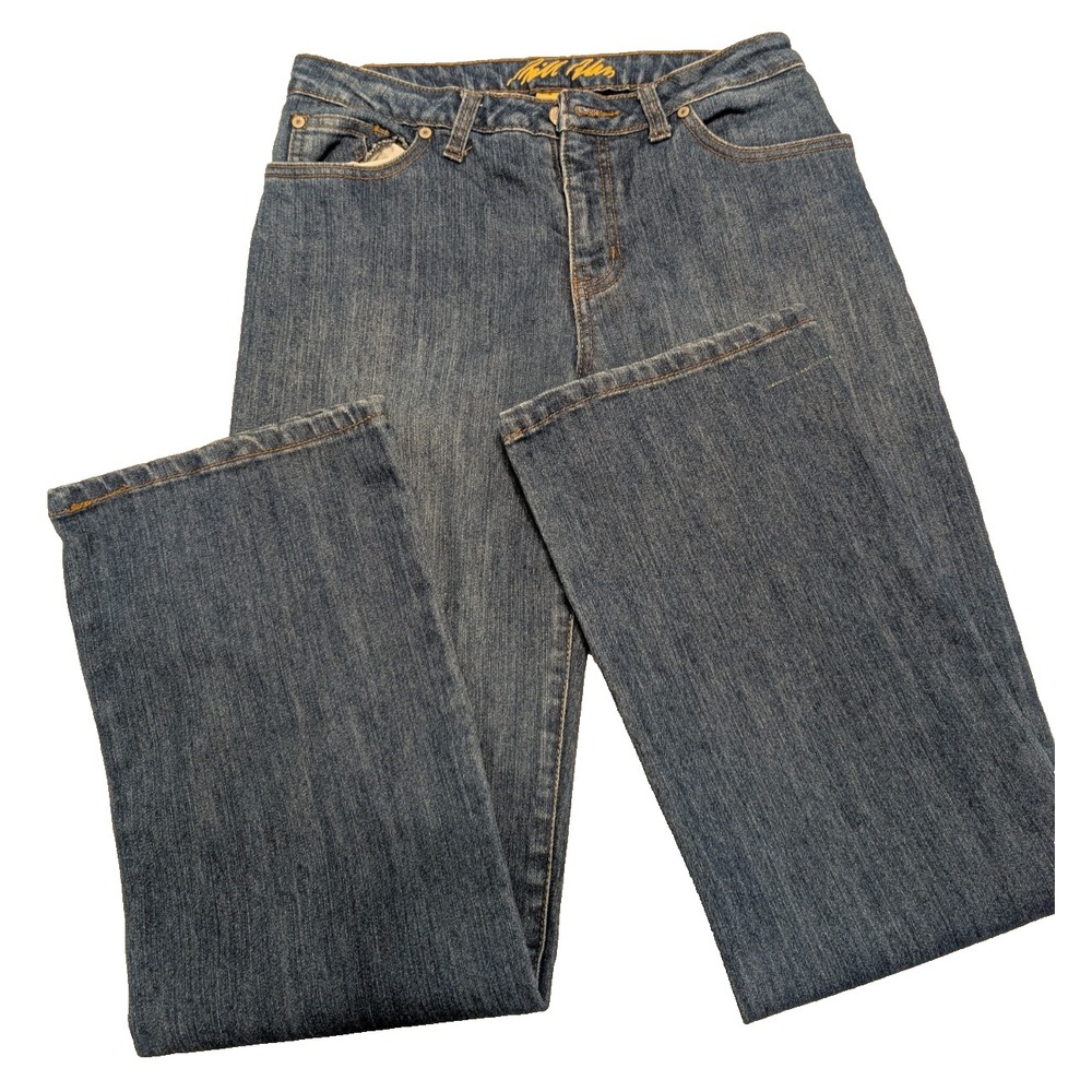 BILL BLASS Triangular Fit Blue Jeans. Stretch Bootcut. Size 6. Excellent Cond.
